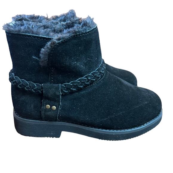 Style & Co Cold Weather Black Suede Booties NEW Size 5 - Picture 1 of 11